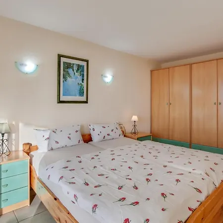 Apartamento Eva Διαμέρισμα *